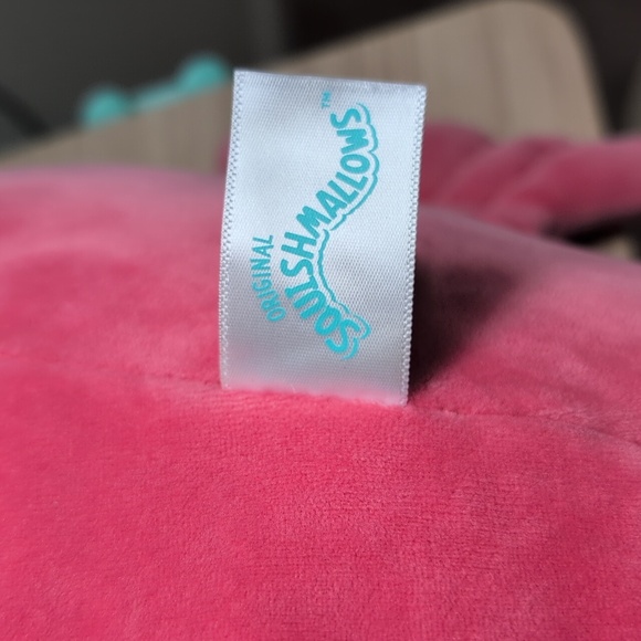 Lorono The Lobster Squishmallows Plush - Picture 2 of 4